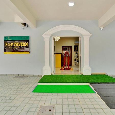 Hotel Collection O Lefort Luxe By Poptavern Thiruvananthapuram Exterior foto